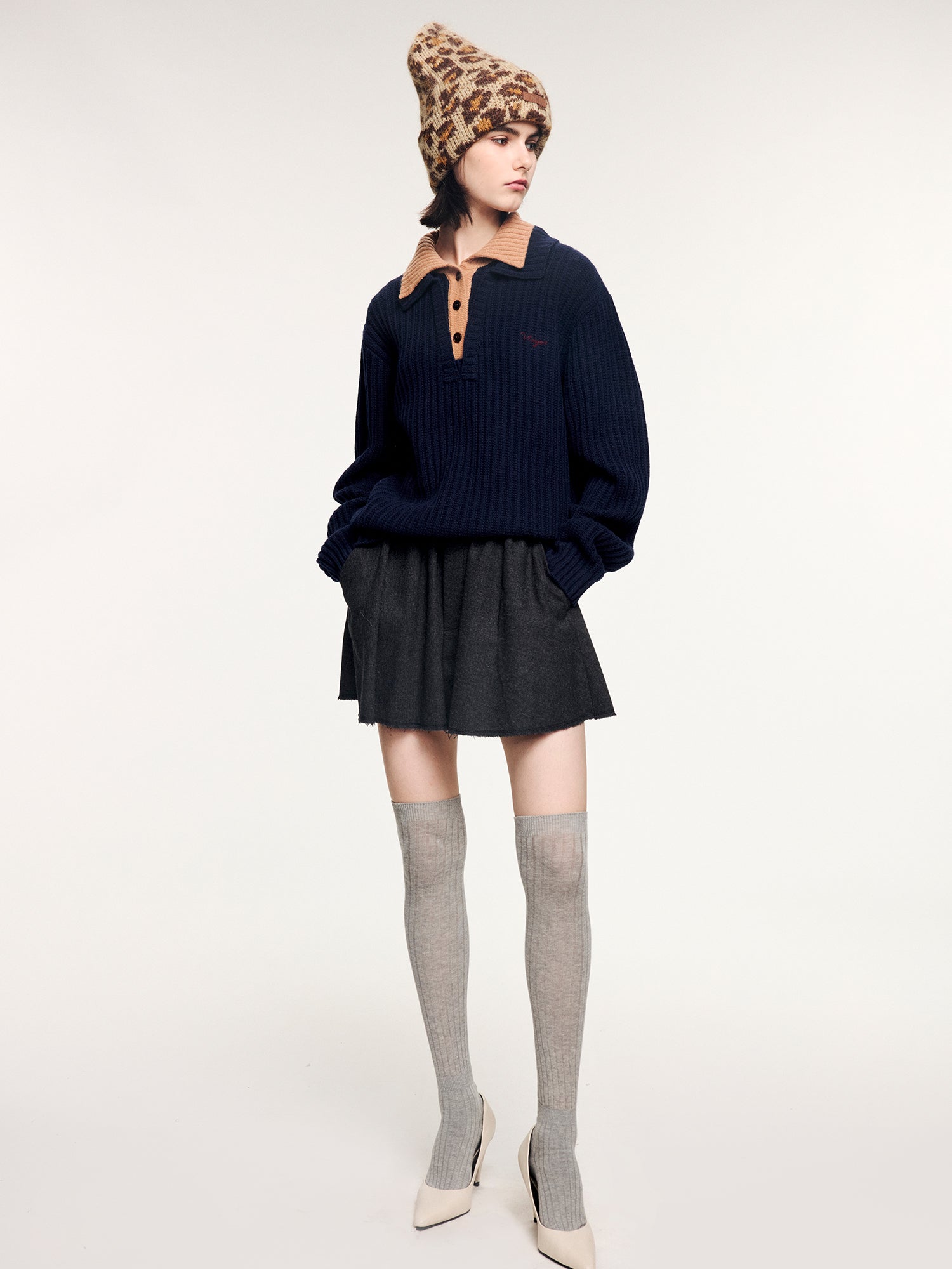 Fine wool ruched short skirt