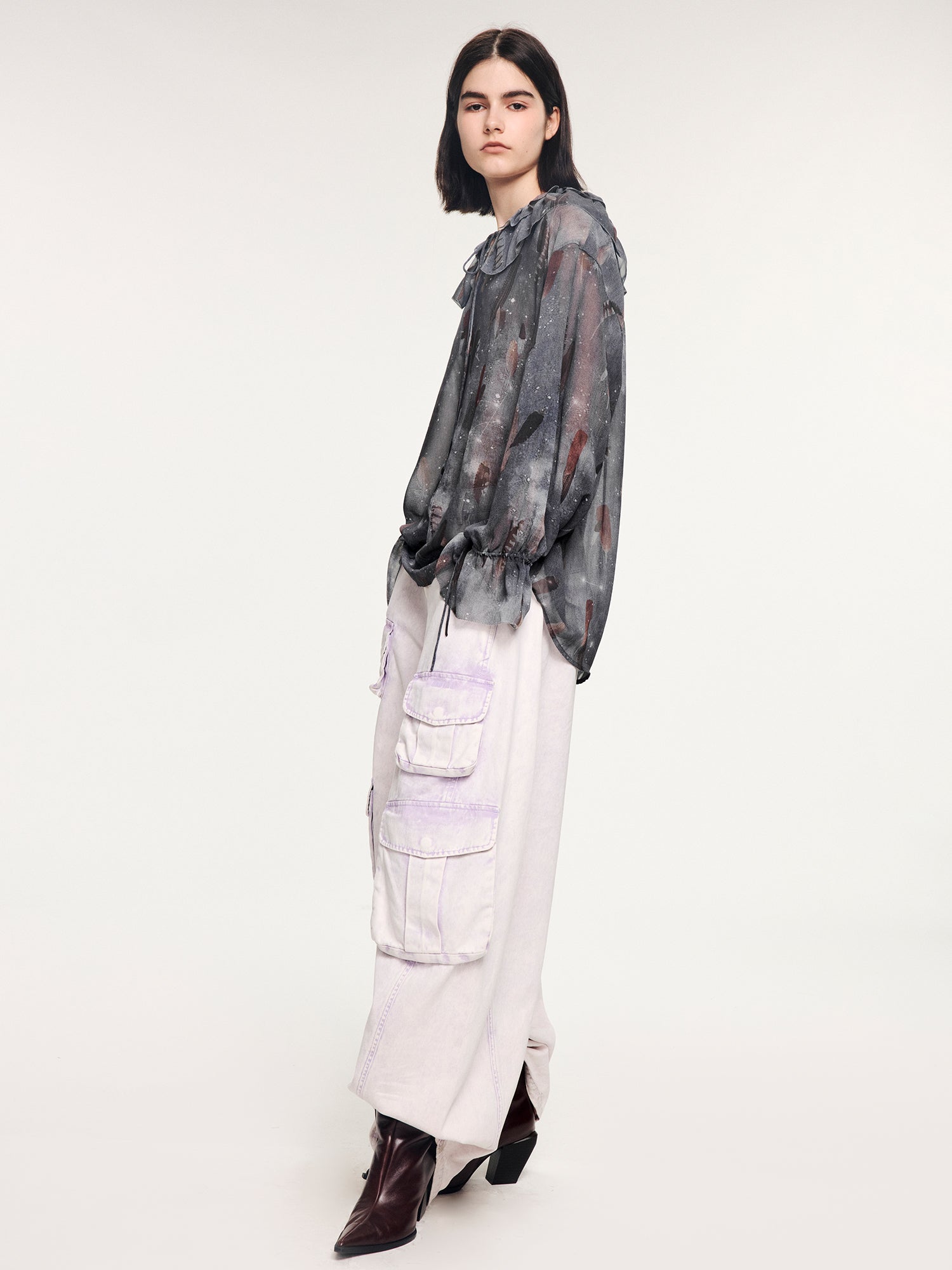 Feather ruffled collar shirt