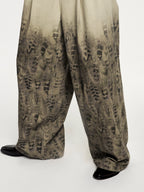 Feather washed denim jeans