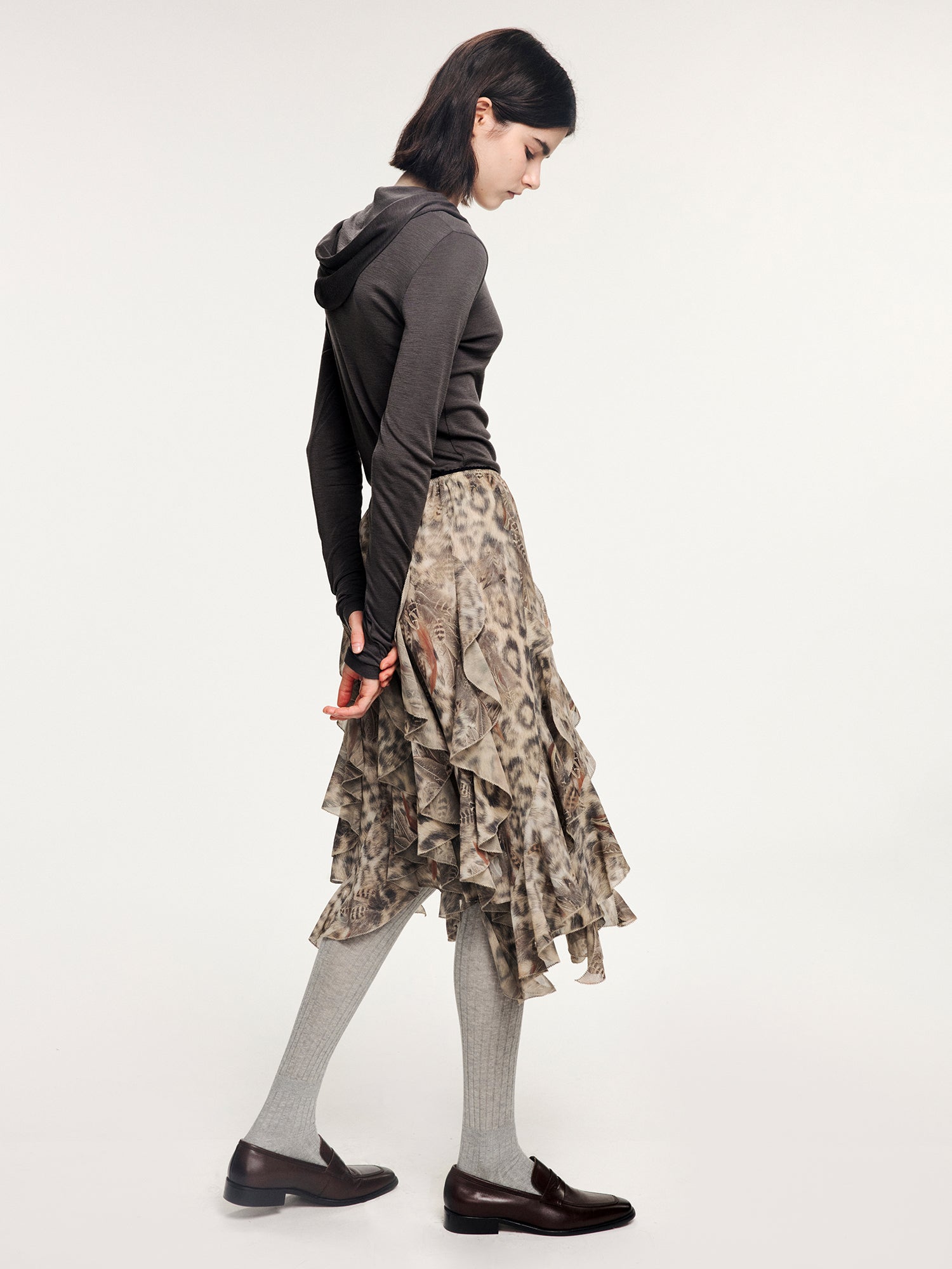 Feather & leopard ruffled hem skirt