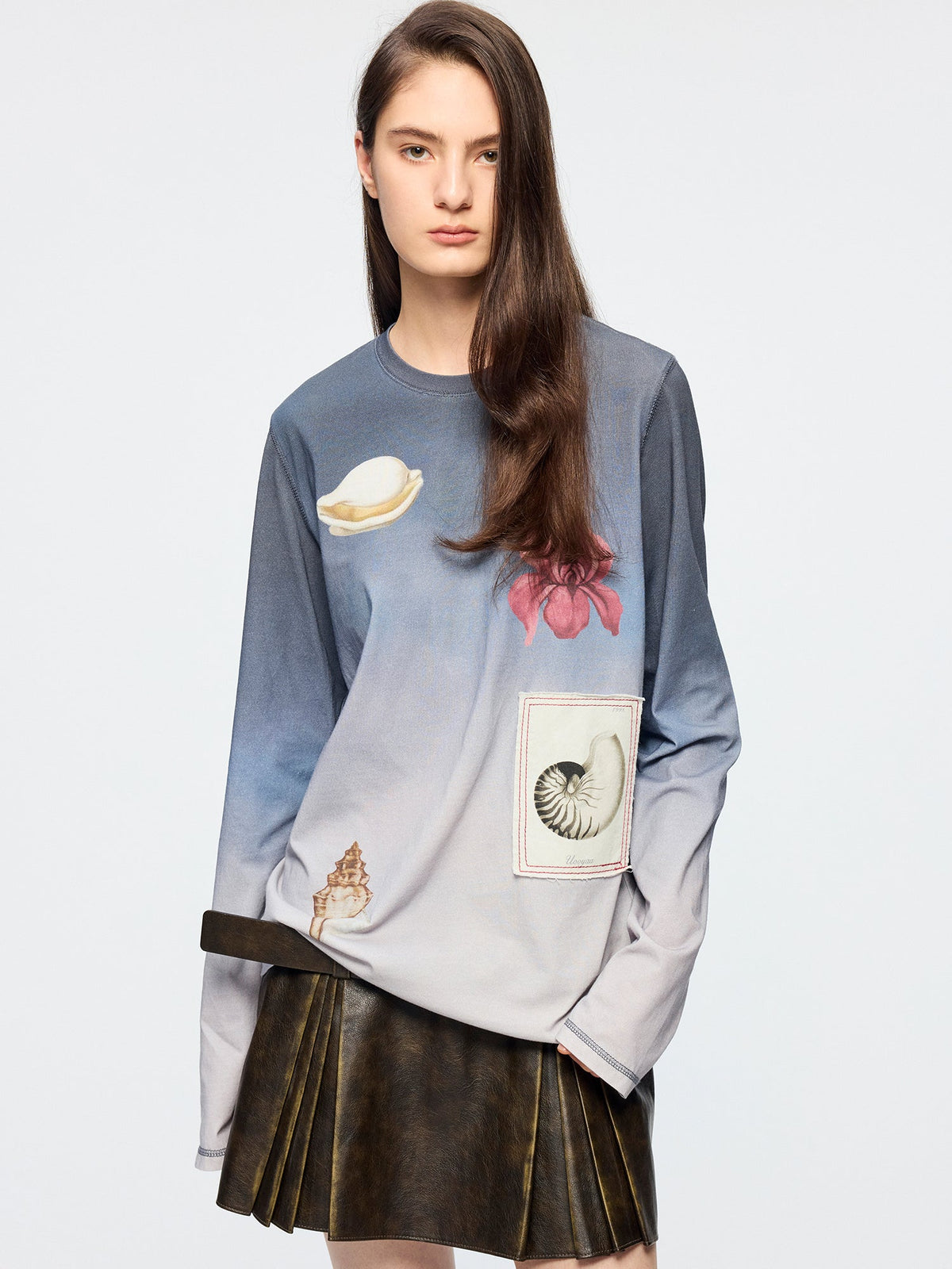 Gradient long sleeve t-shirt with fantasy undersea motif
