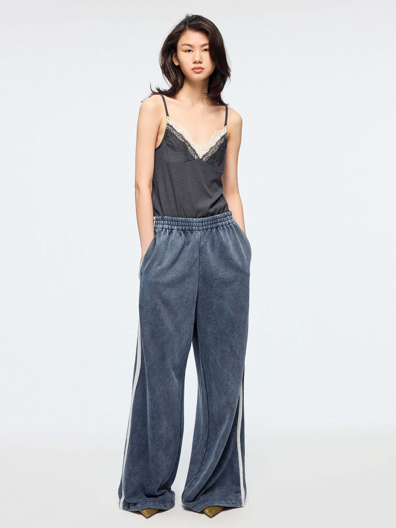 Fantasy wave washed sweatpants