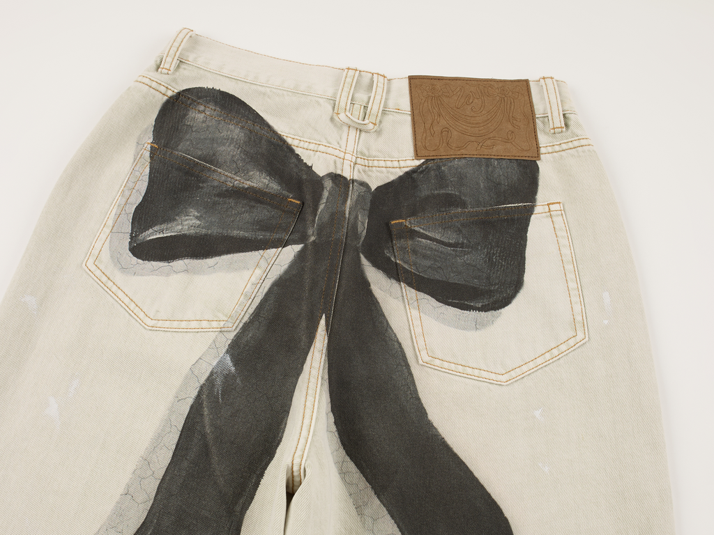 Oil painting bow jeans