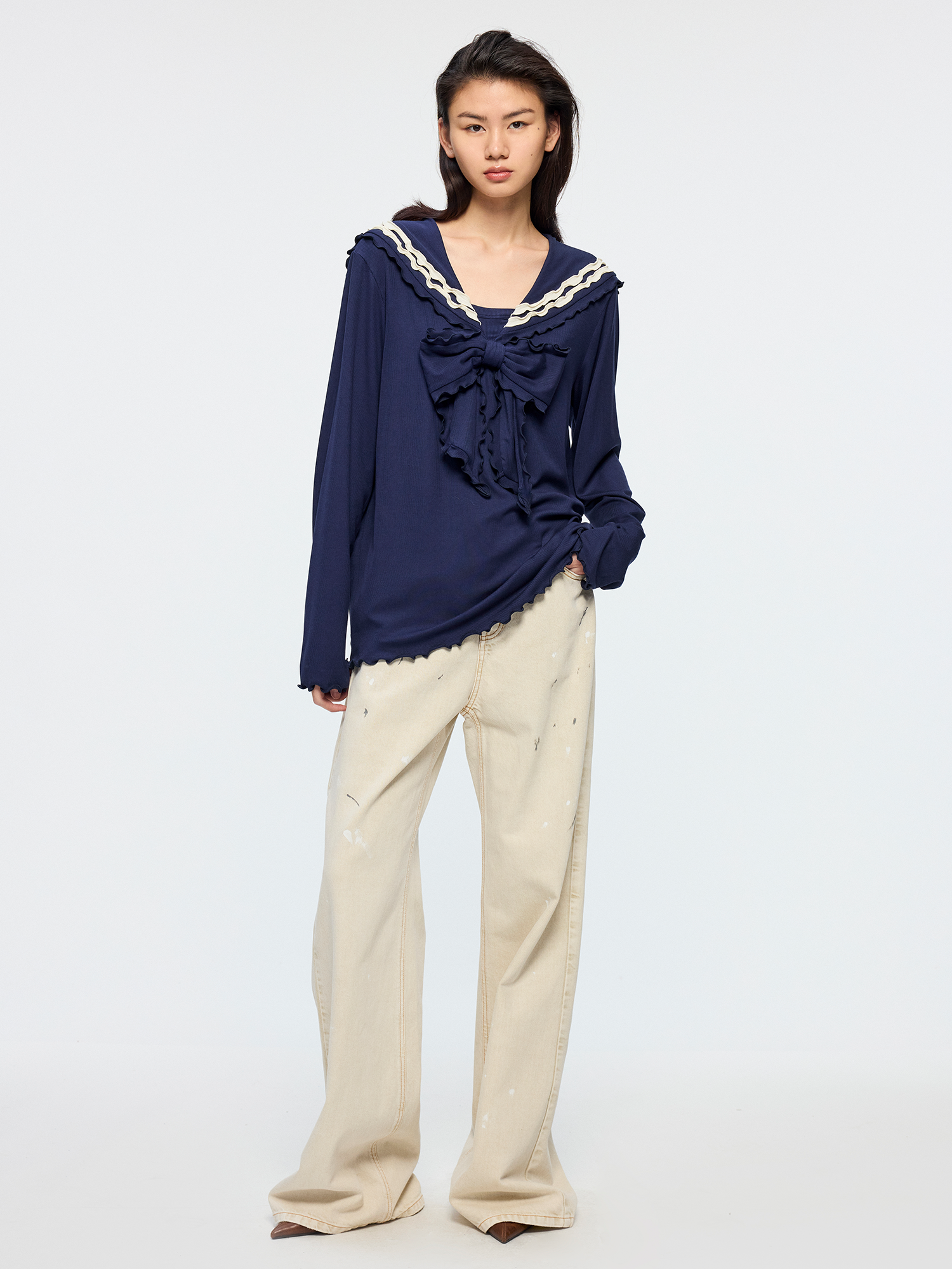 Oil painting bow jeans