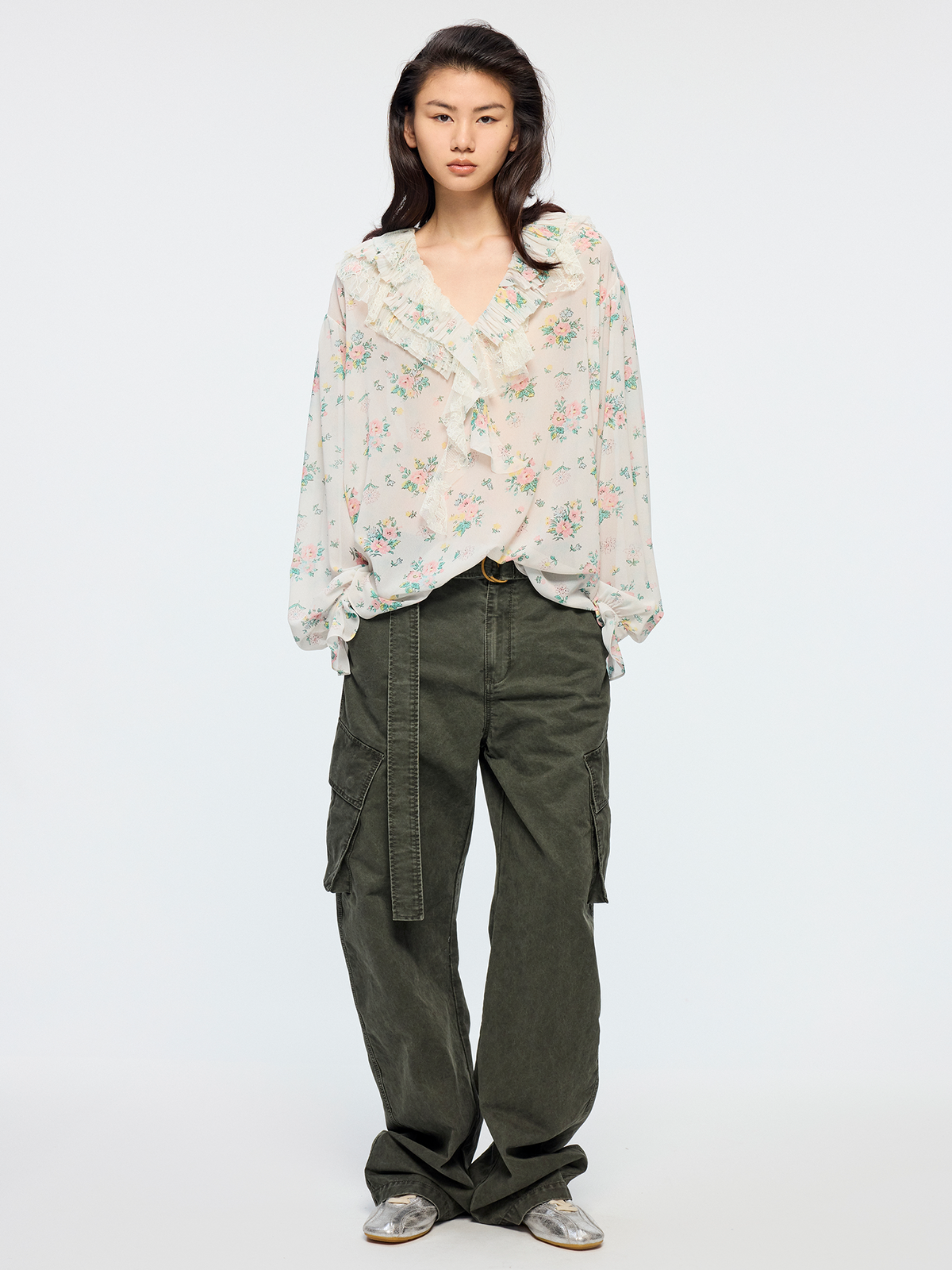 Floral ruffle collar shirt