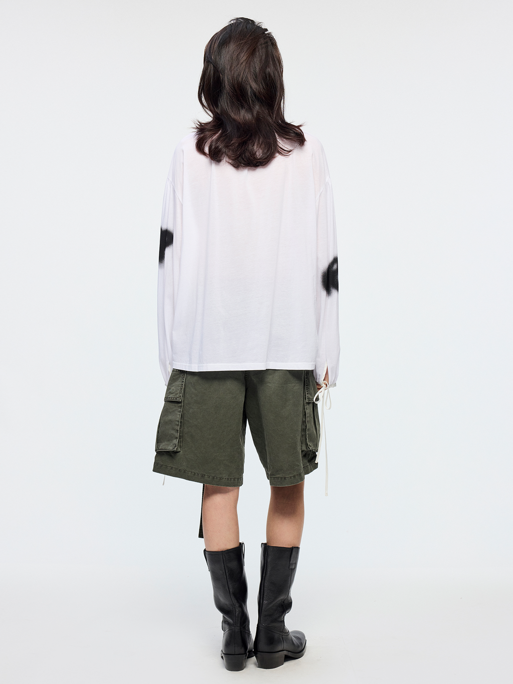 Graffiti bow henley T shirt