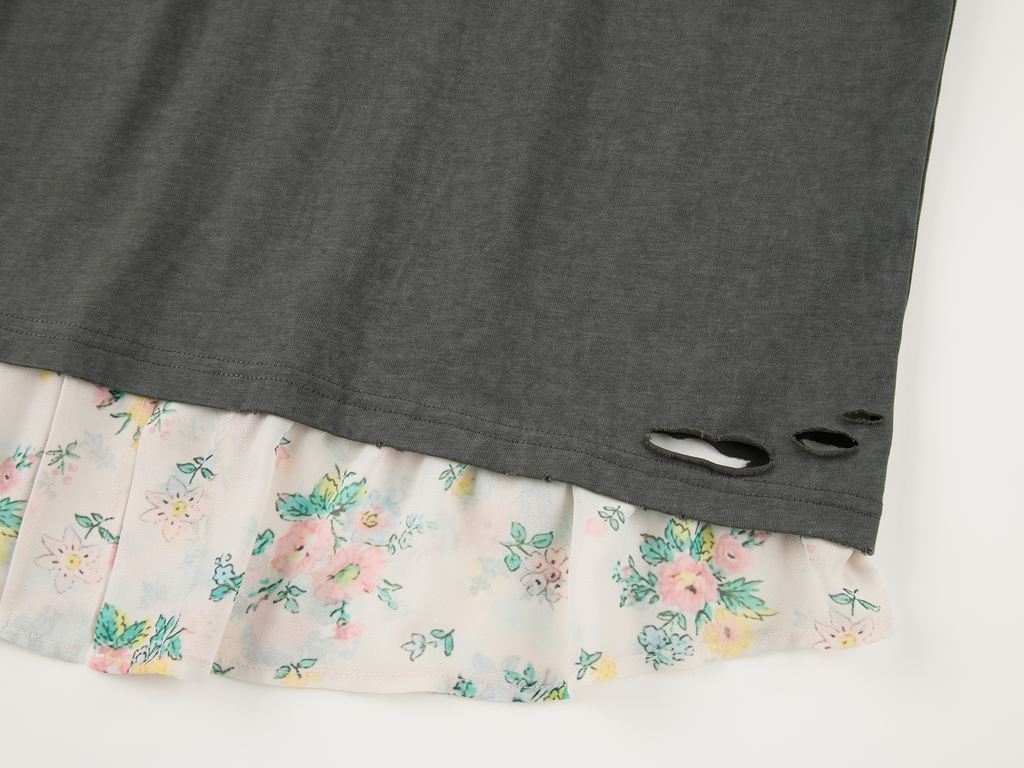 Floral ribbon mock-layer t-shirt