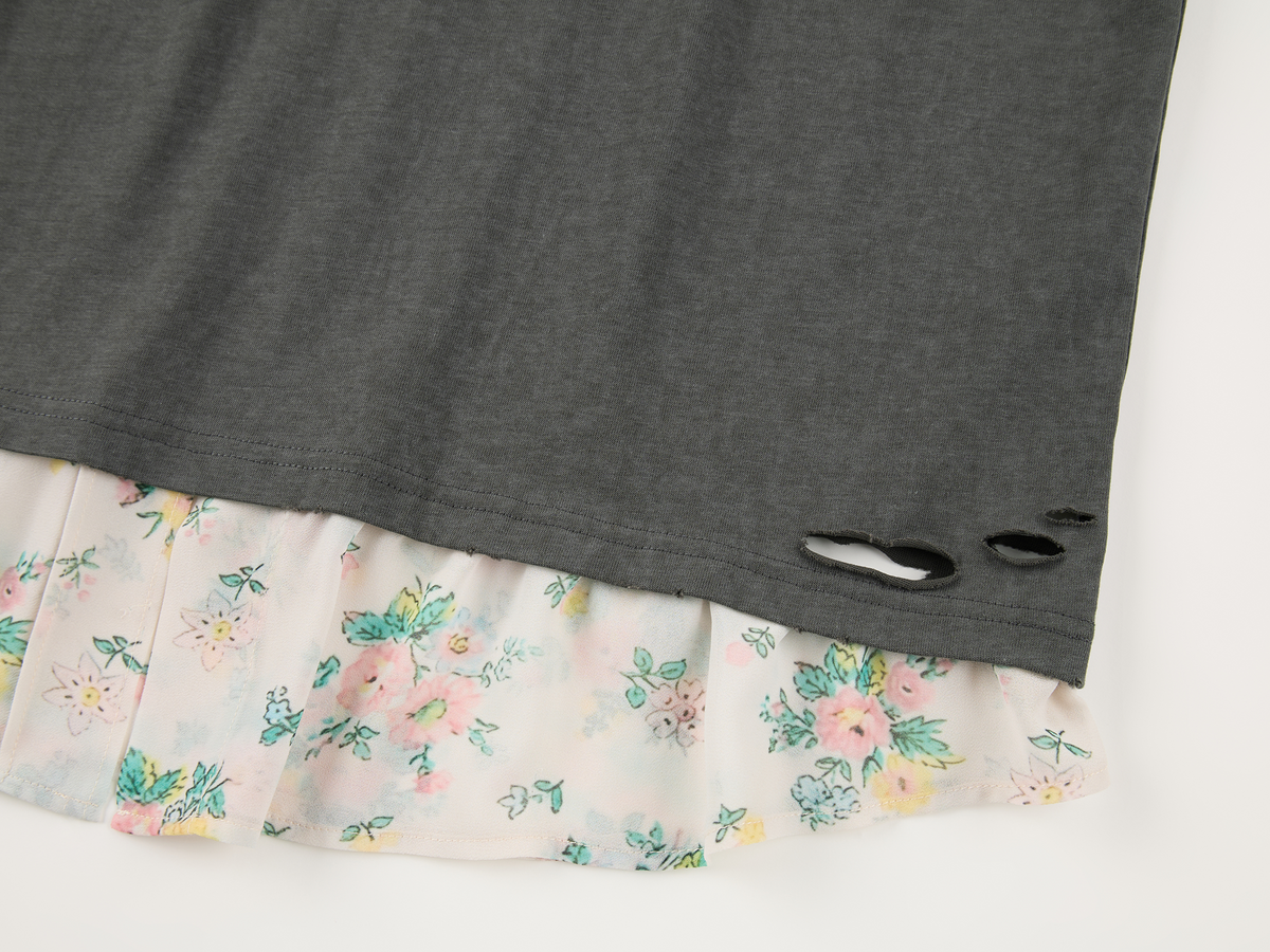 Floral ribbon mock-layer t-shirt
