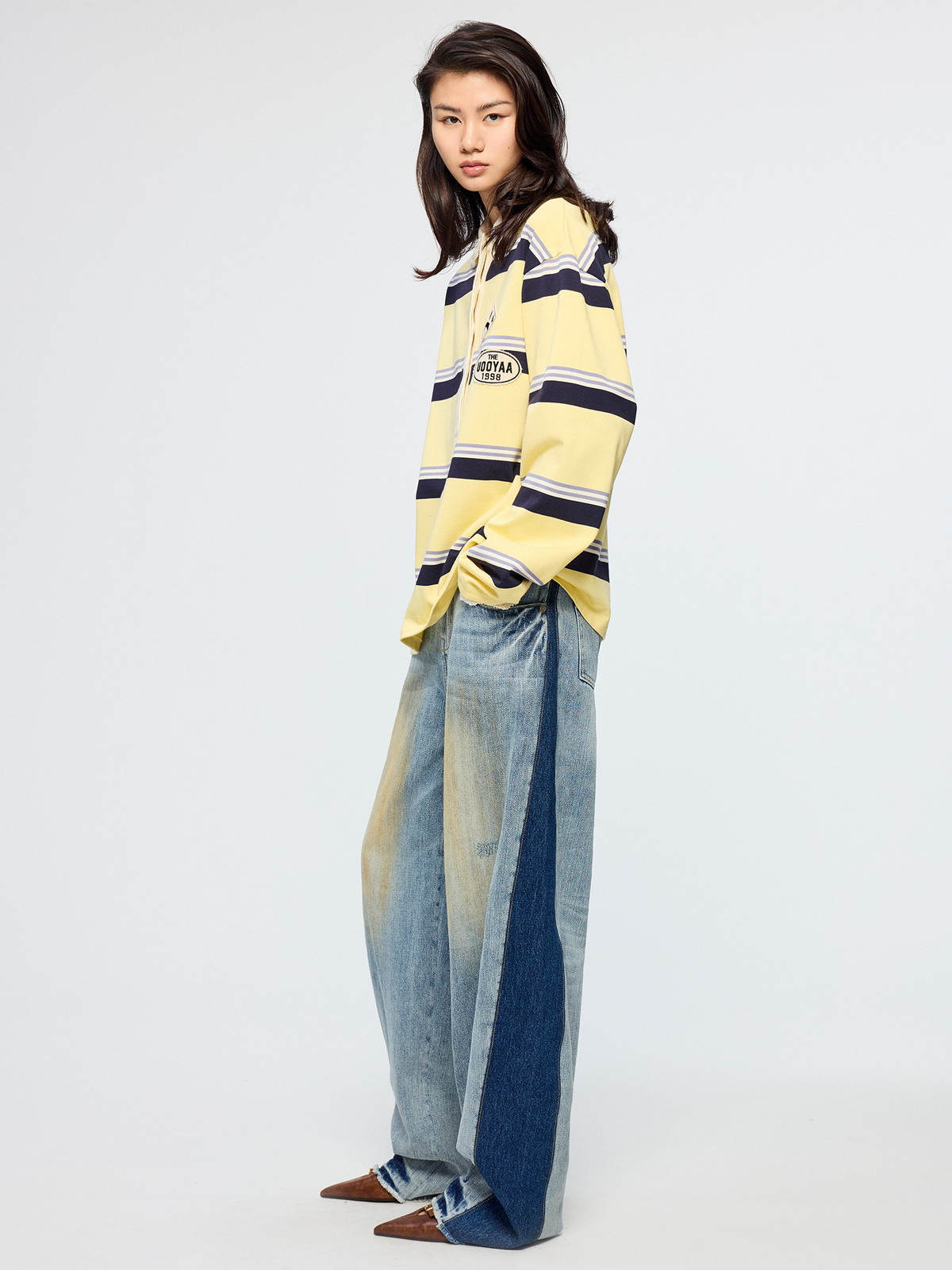 Color-block washed jeans