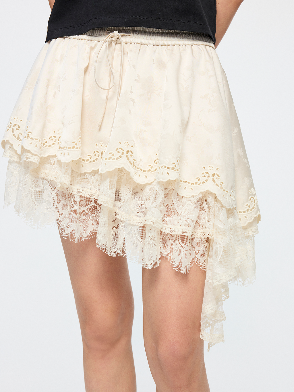 Irregular lace jacquard skirt