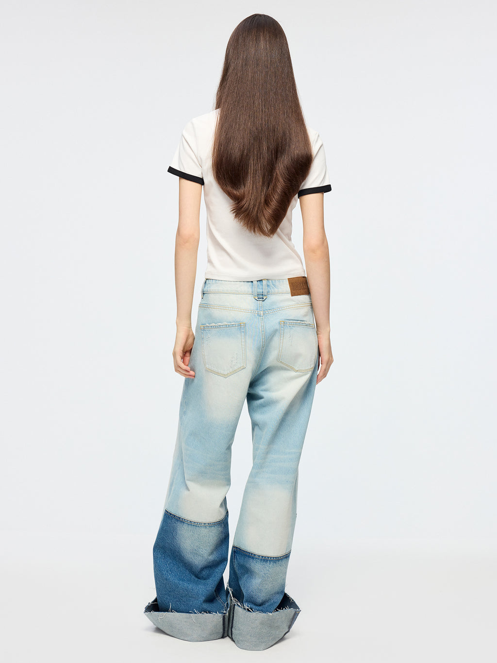 Washed color-block jeans