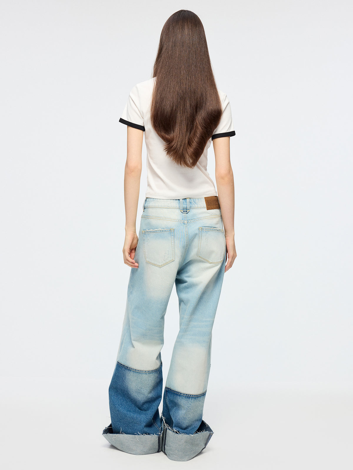 Washed color-block jeans