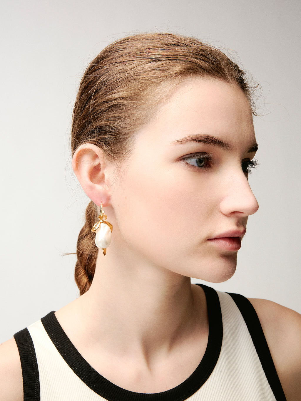 Baroque Pearl Bow Earrings