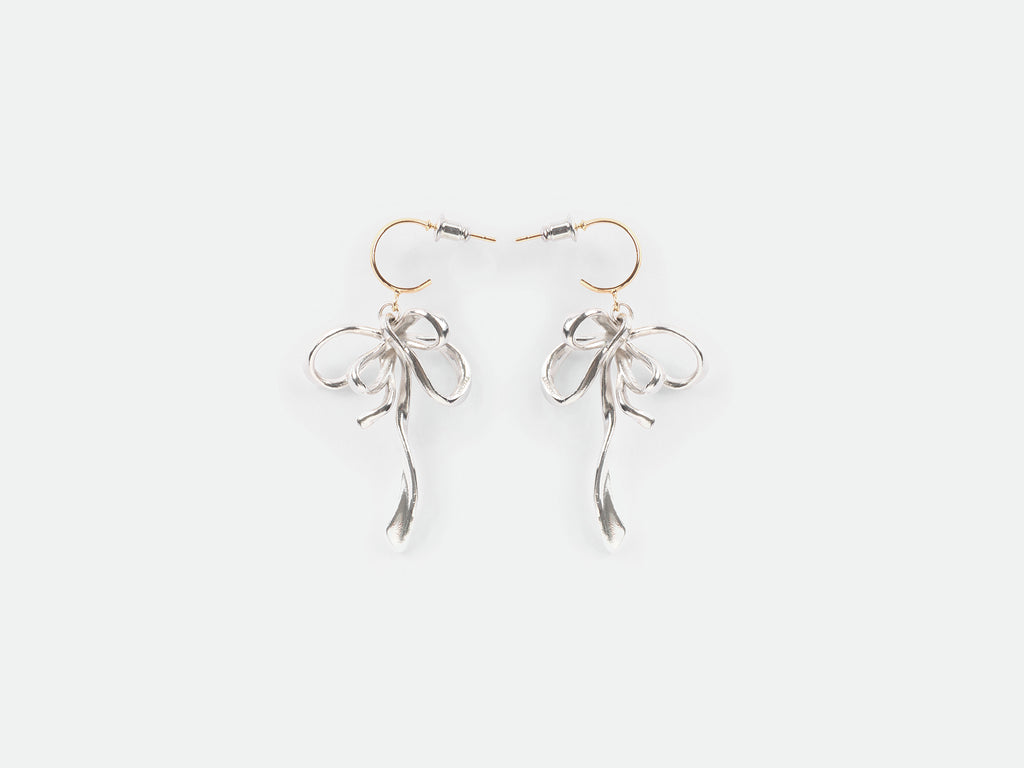 Medium Bow Earrings