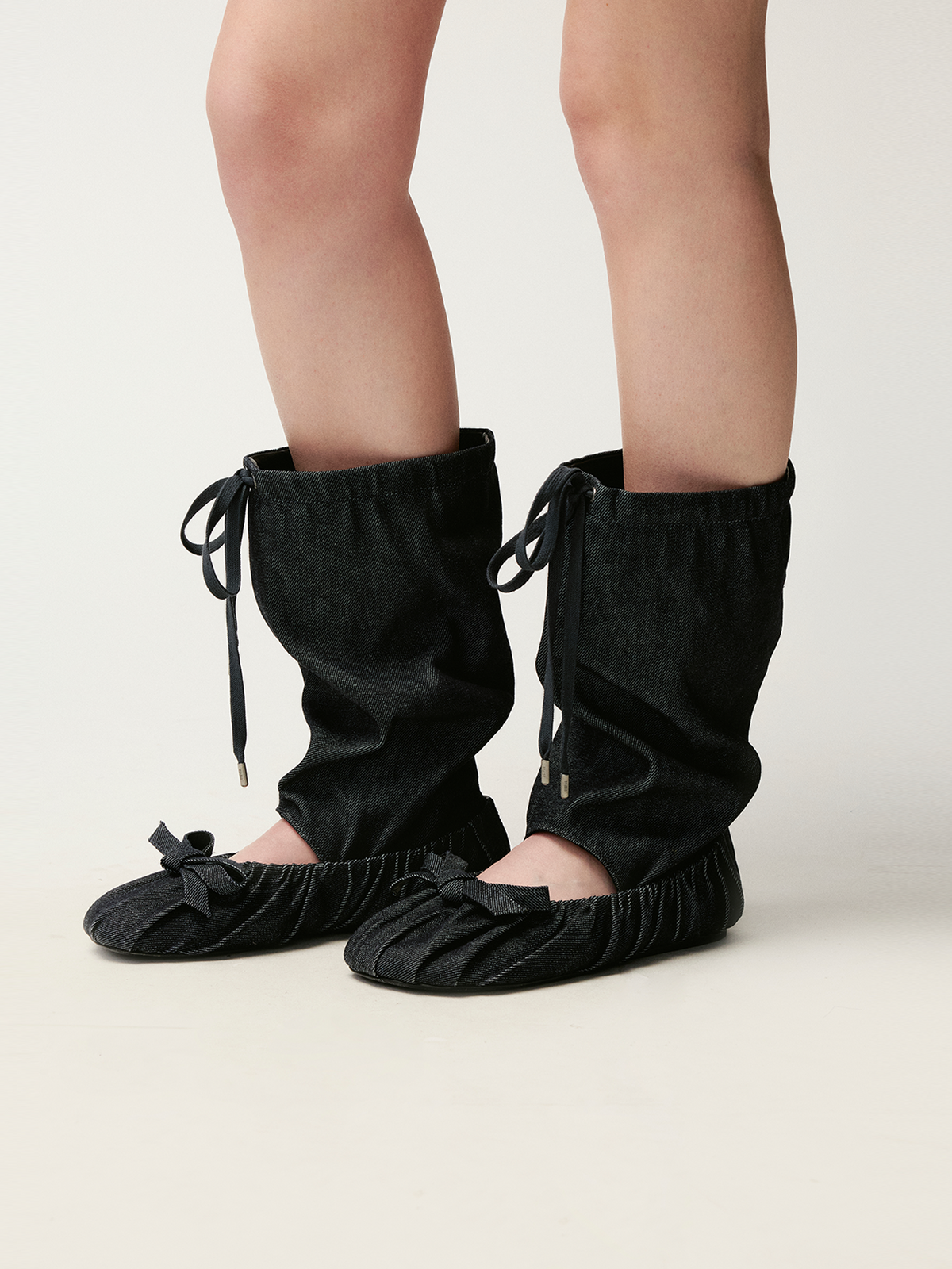 Ballerina in  slouch boots