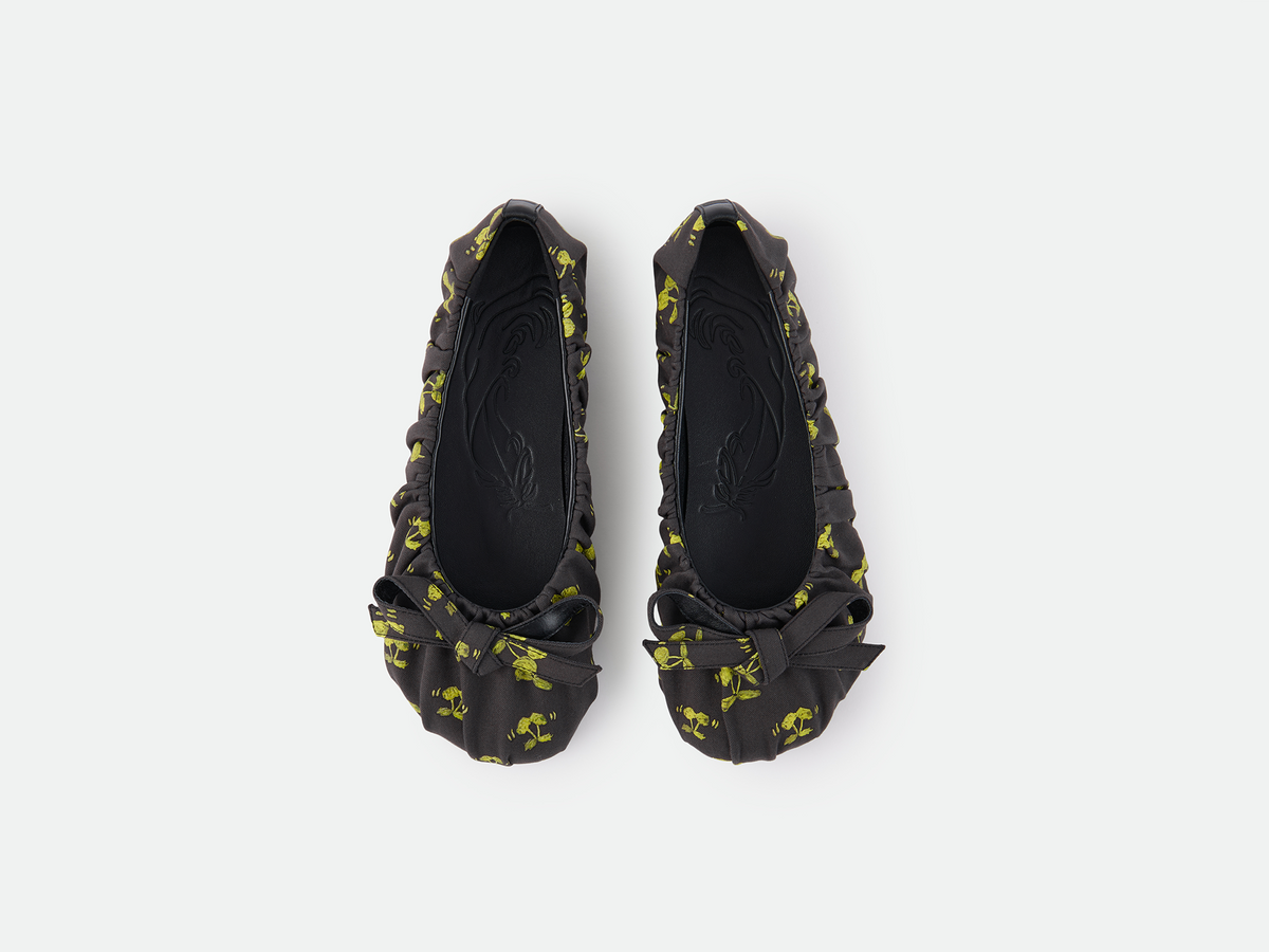 Printed bow lace-up ballerina
