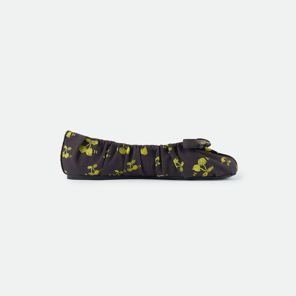 Printed bow lace-up ballerina