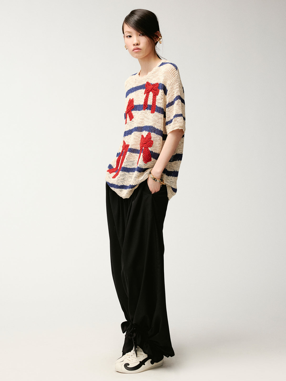 Handcrafted bow striped knit T-shirt