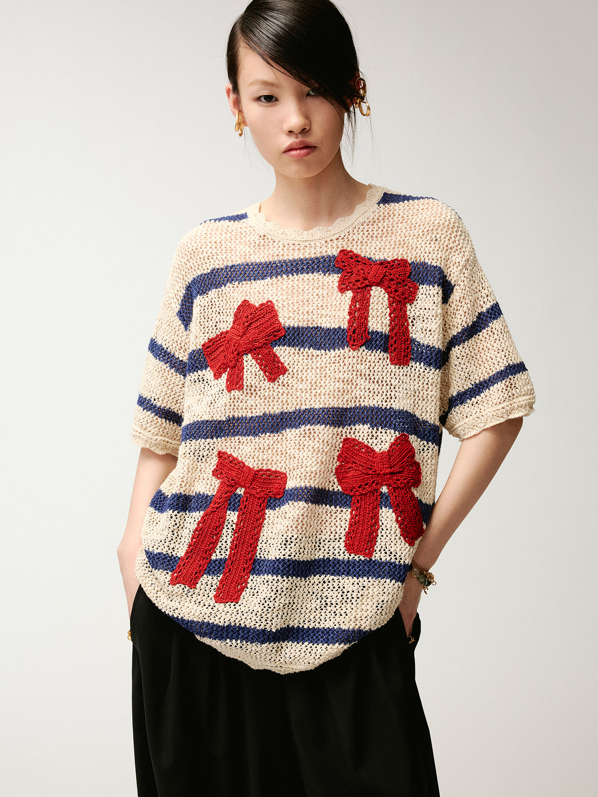 Handcrafted bow striped knit T-shirt