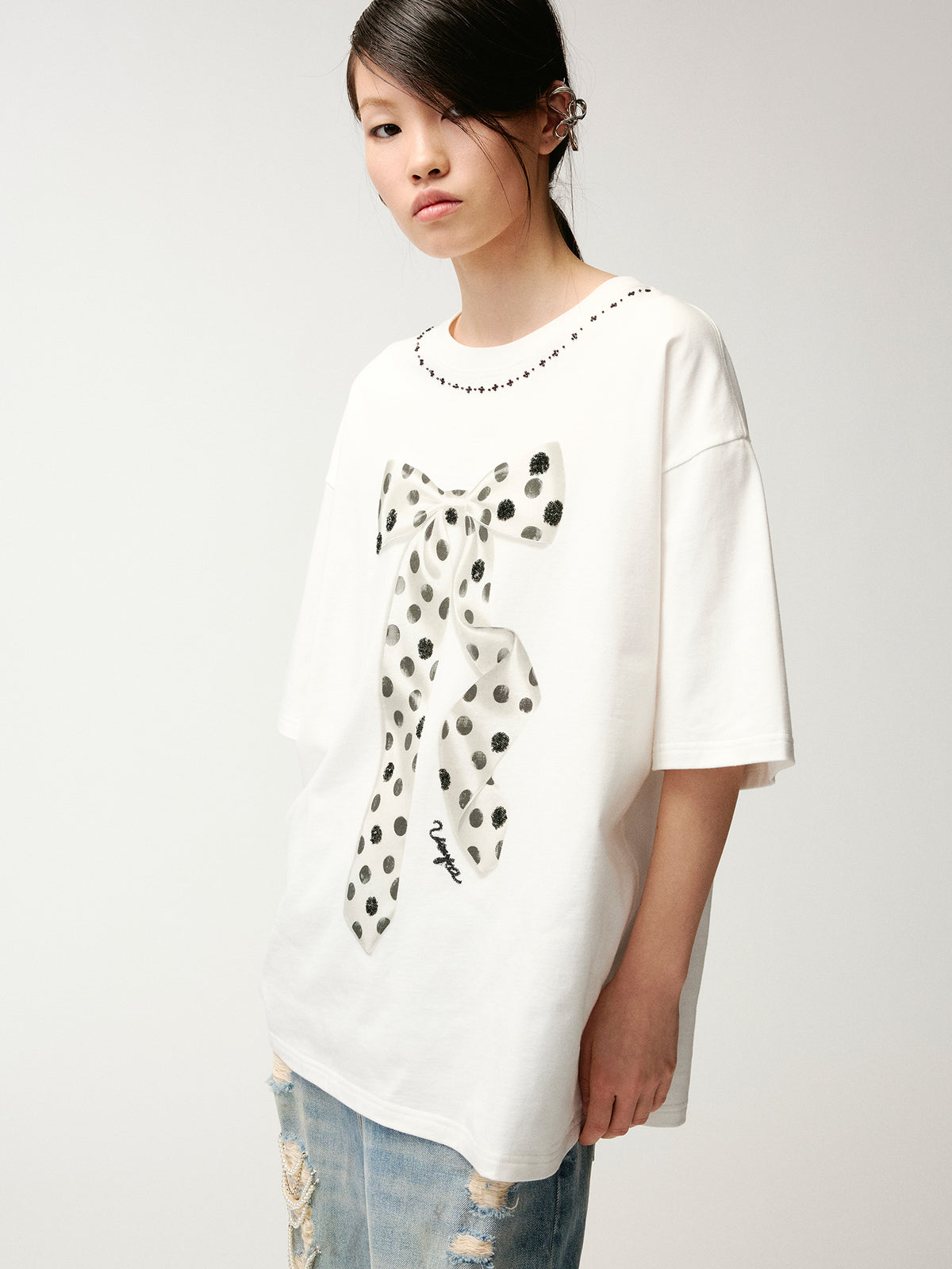 Sequin embroidered polka dot bow T-shirt