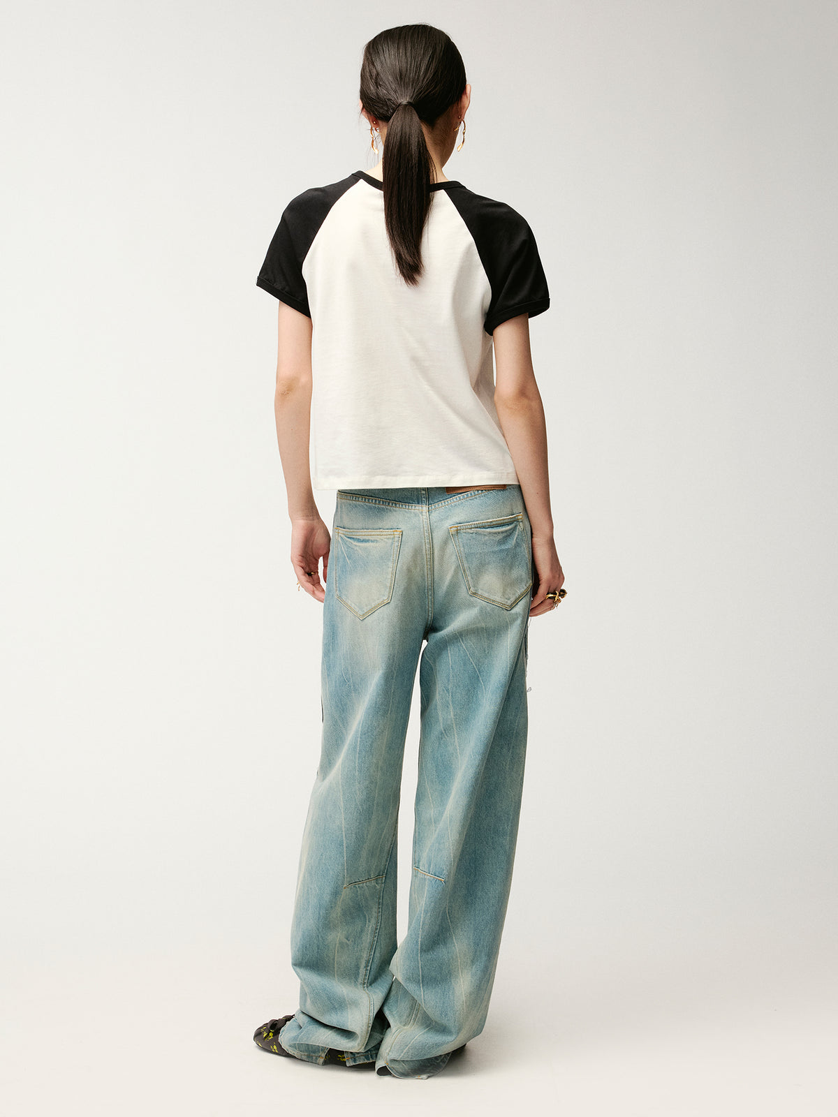 3D twisted seam jeans
