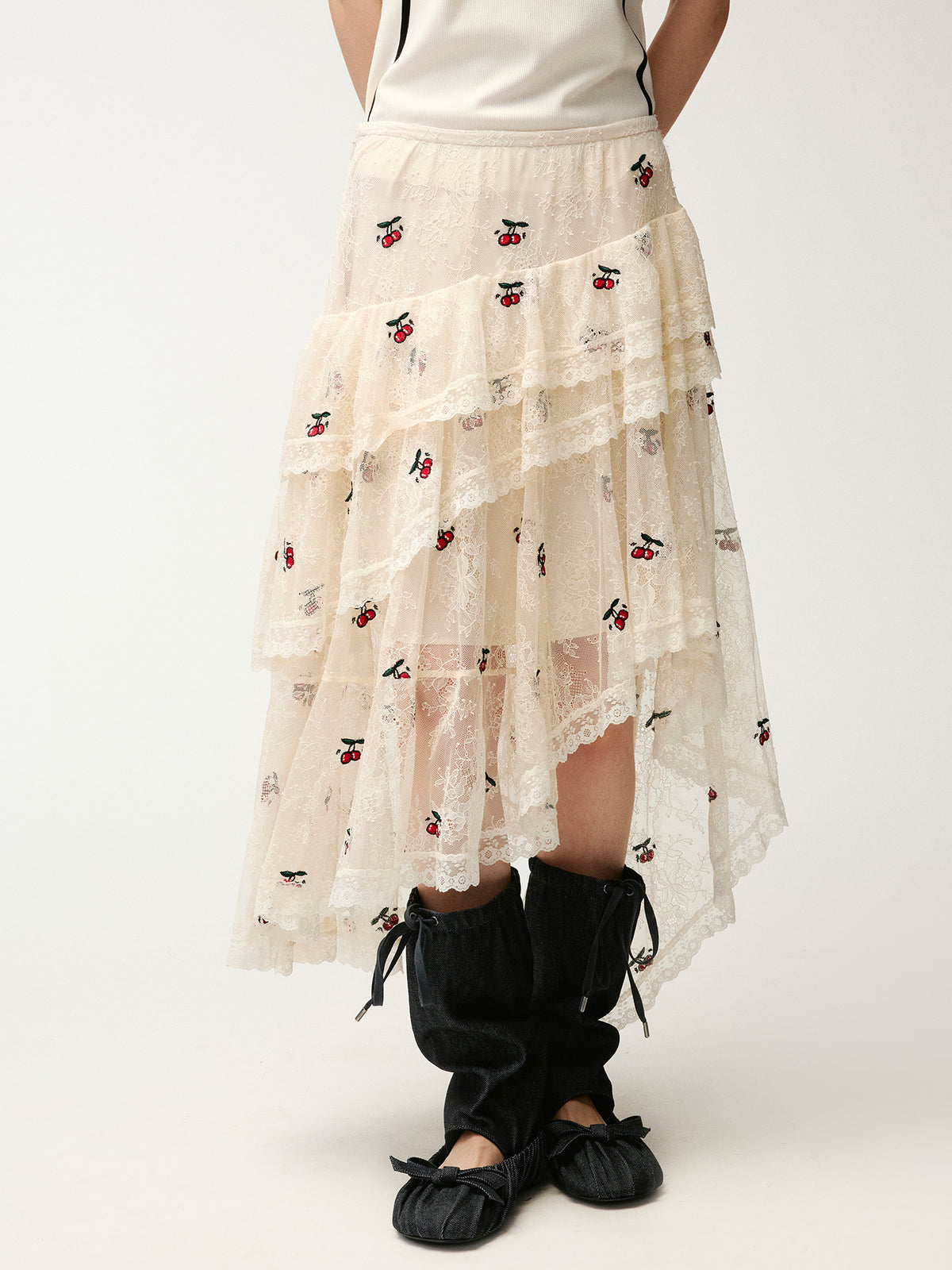 Embroidered sporty cherry lace tiered skirt