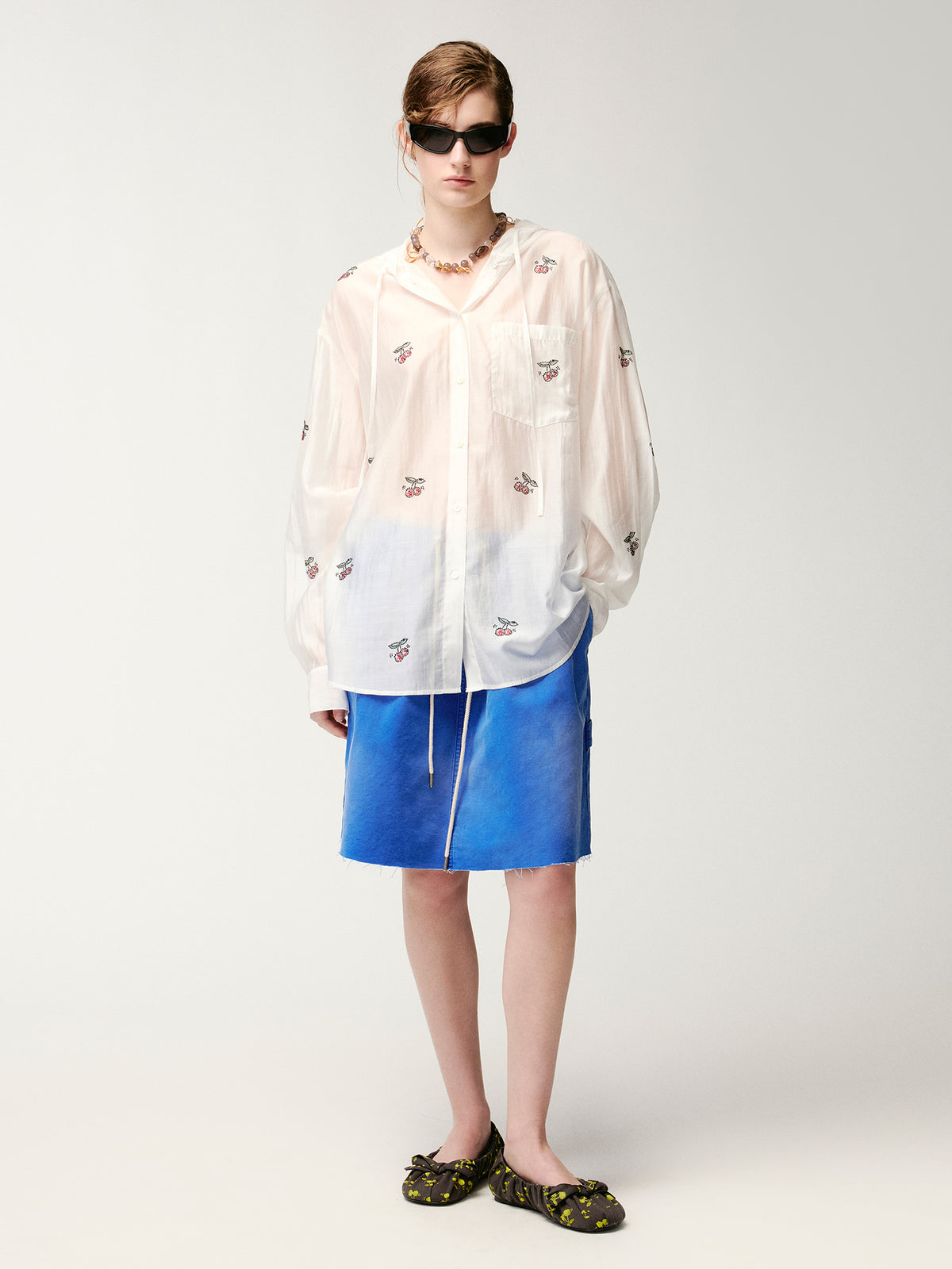 Rhinestone sporty cherry hooded shirt