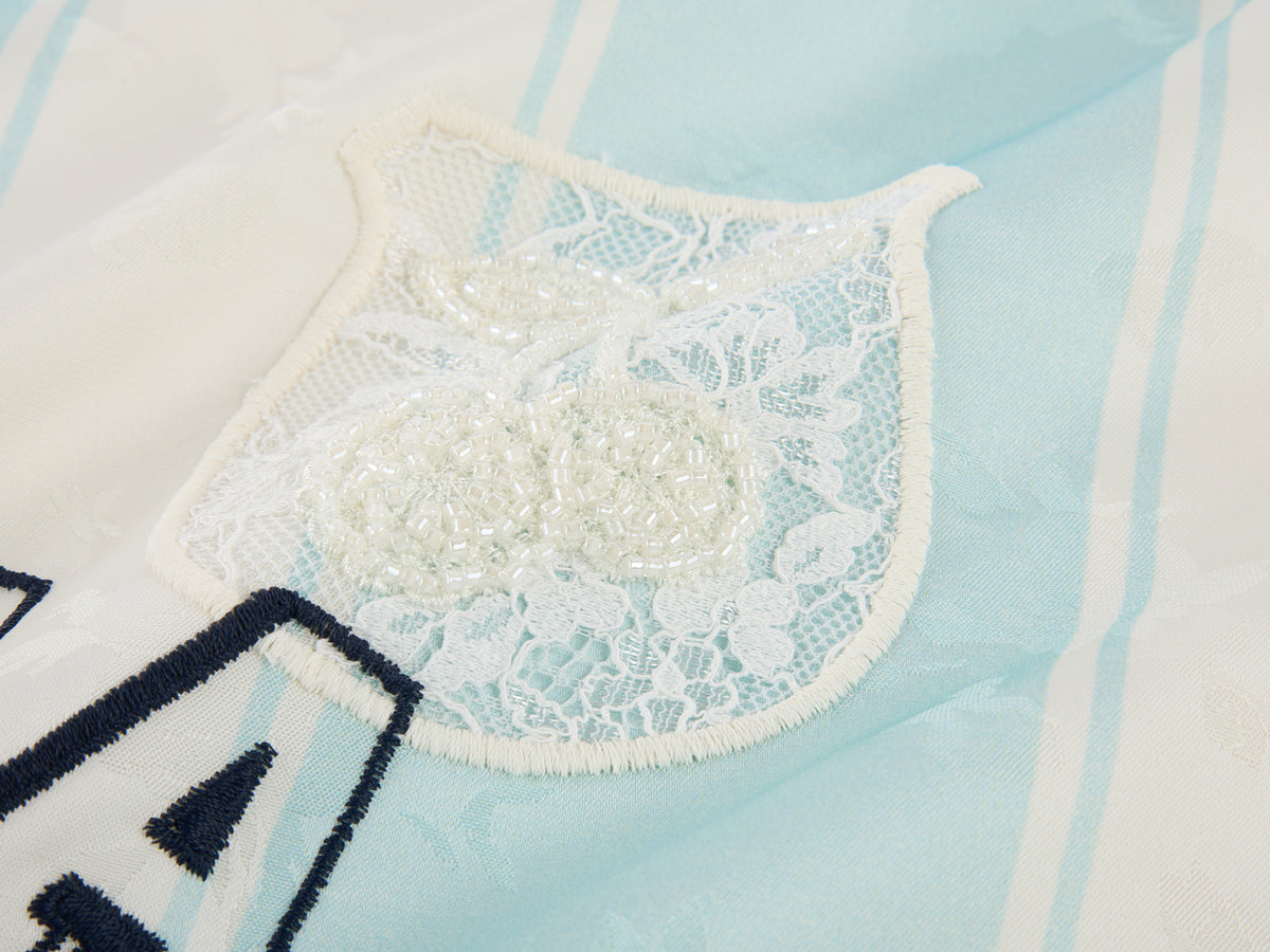 Lace spliced faux two-piece sport T-Shirt