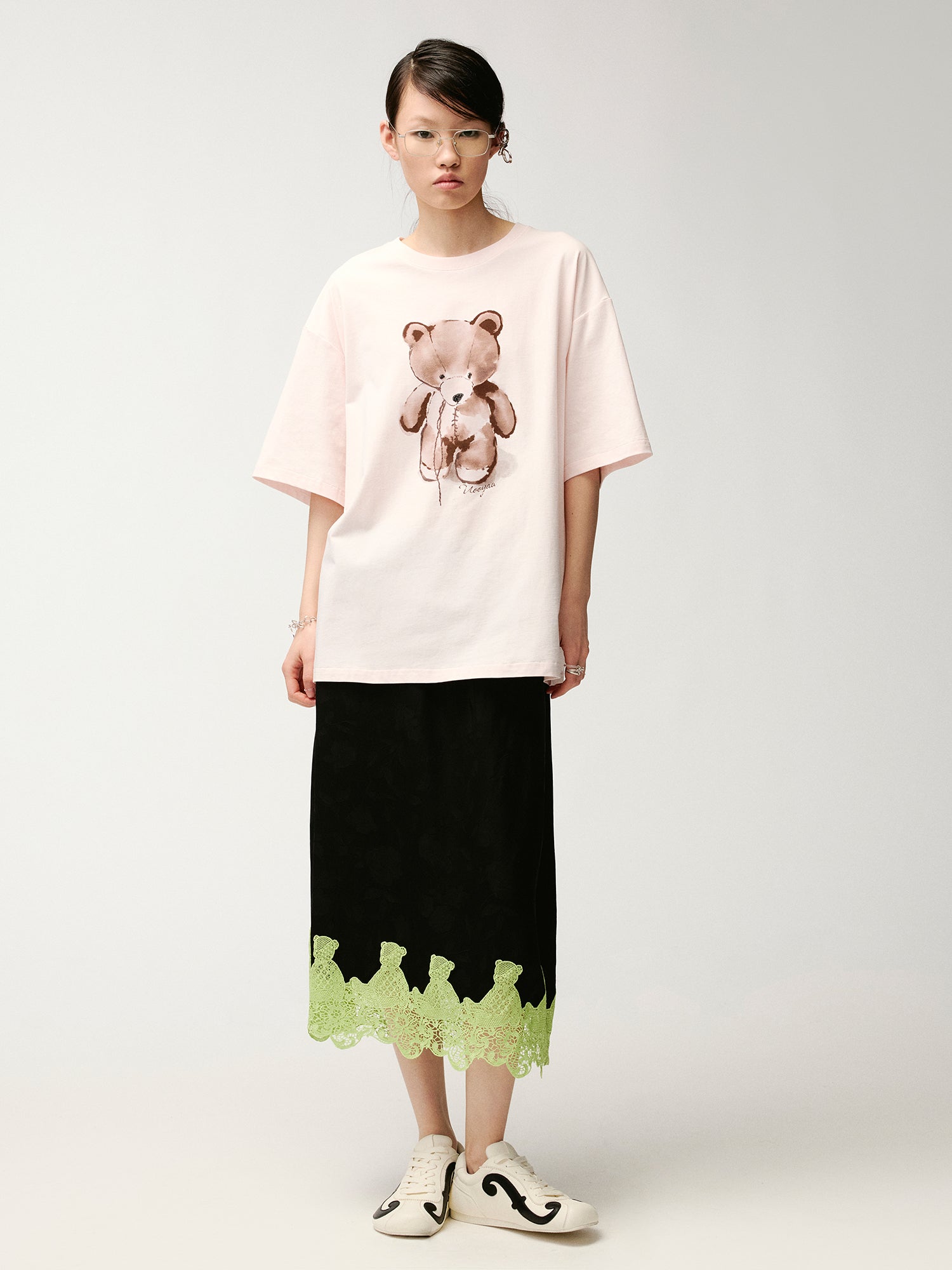 Flocked embroidery bear T-Shirt