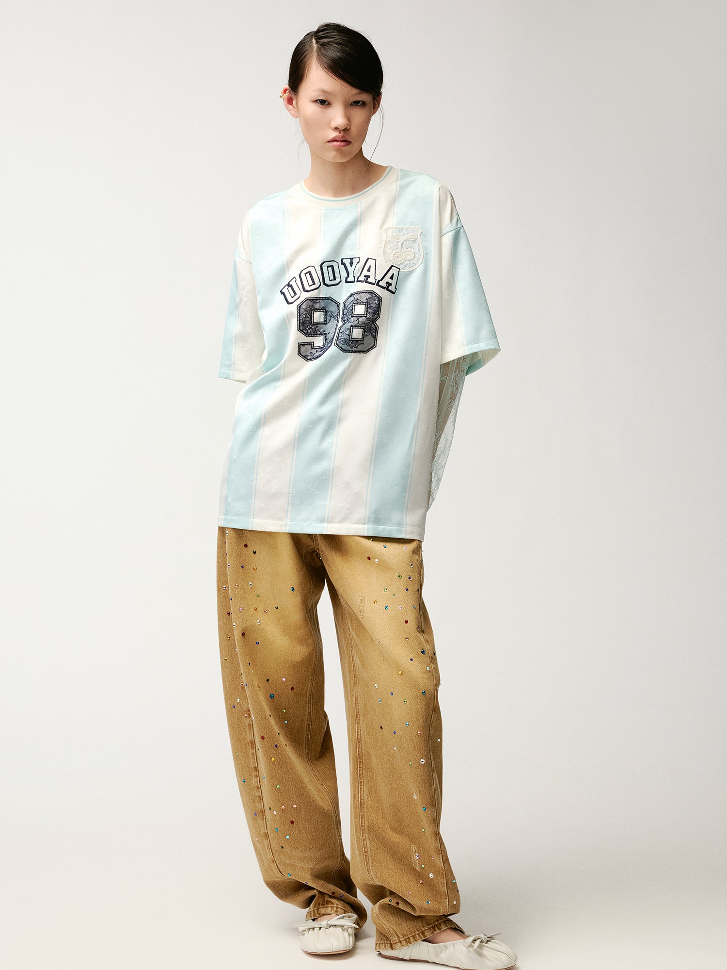 Rhinestone curved denim trousers