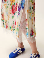 Floral and insect print lace pleated skirt
