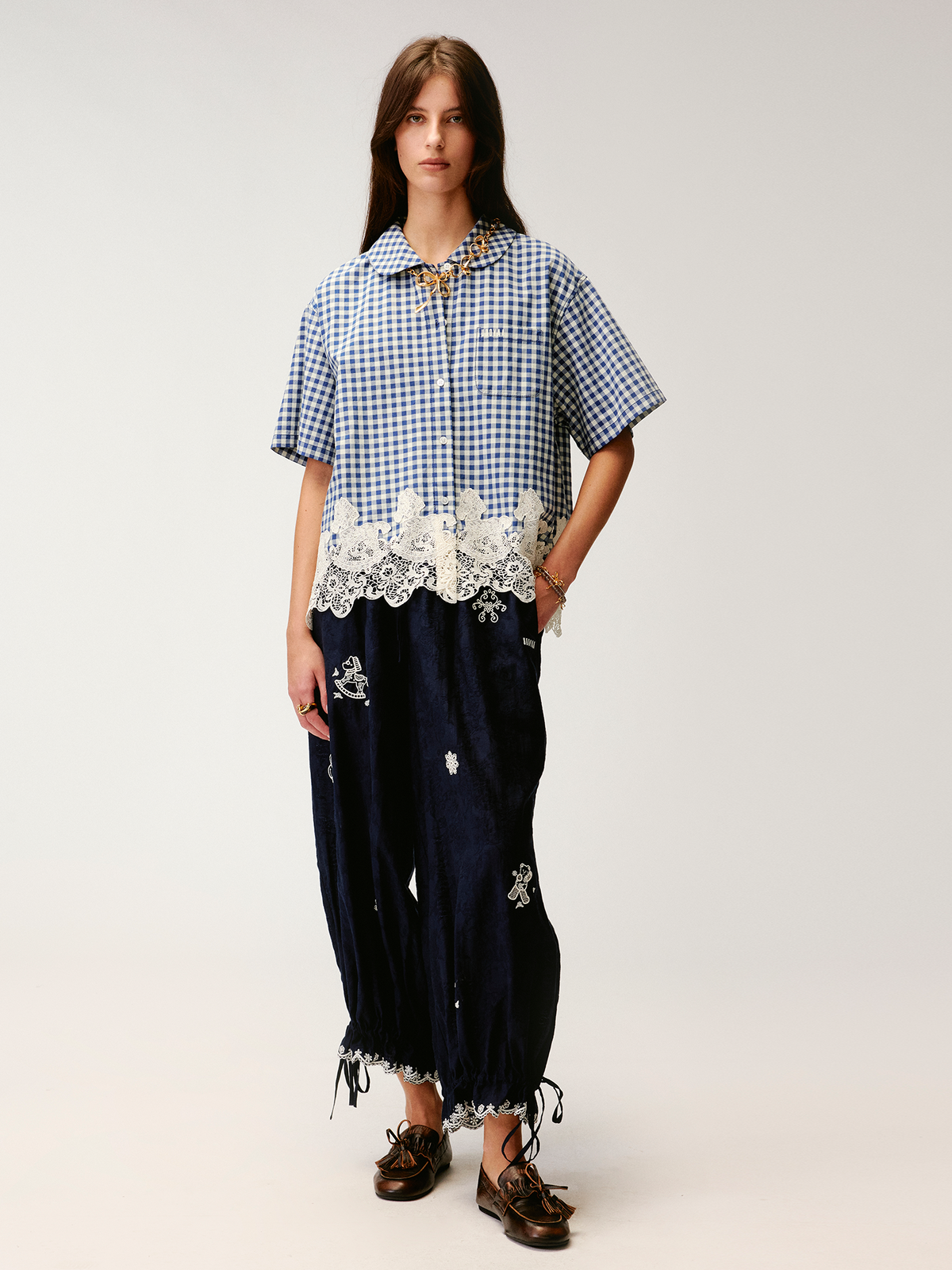 Rocking horse motif lace trims spliced plaid shirt