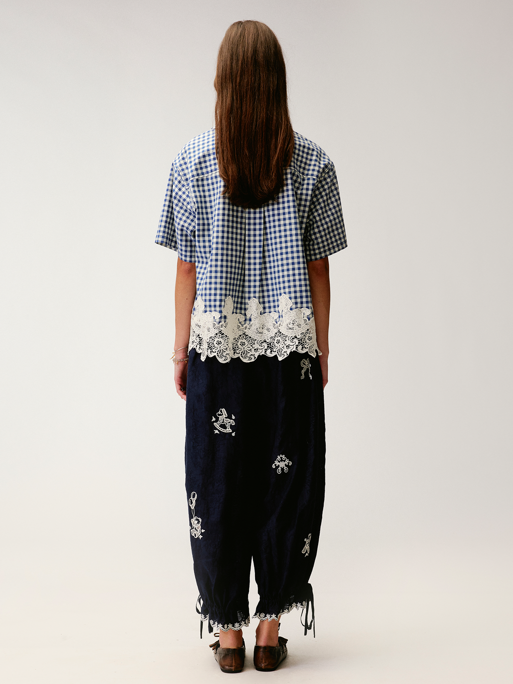 Rocking horse motif lace trims spliced plaid shirt