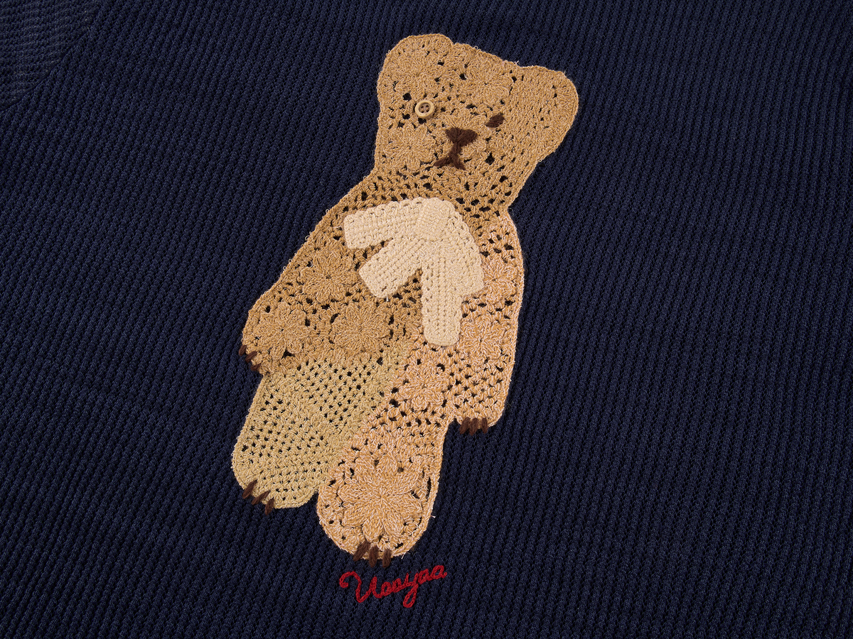 Openwork embroidered bear knit T-shirt