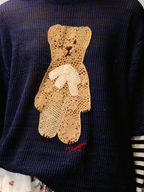 Openwork embroidered bear knit T-shirt