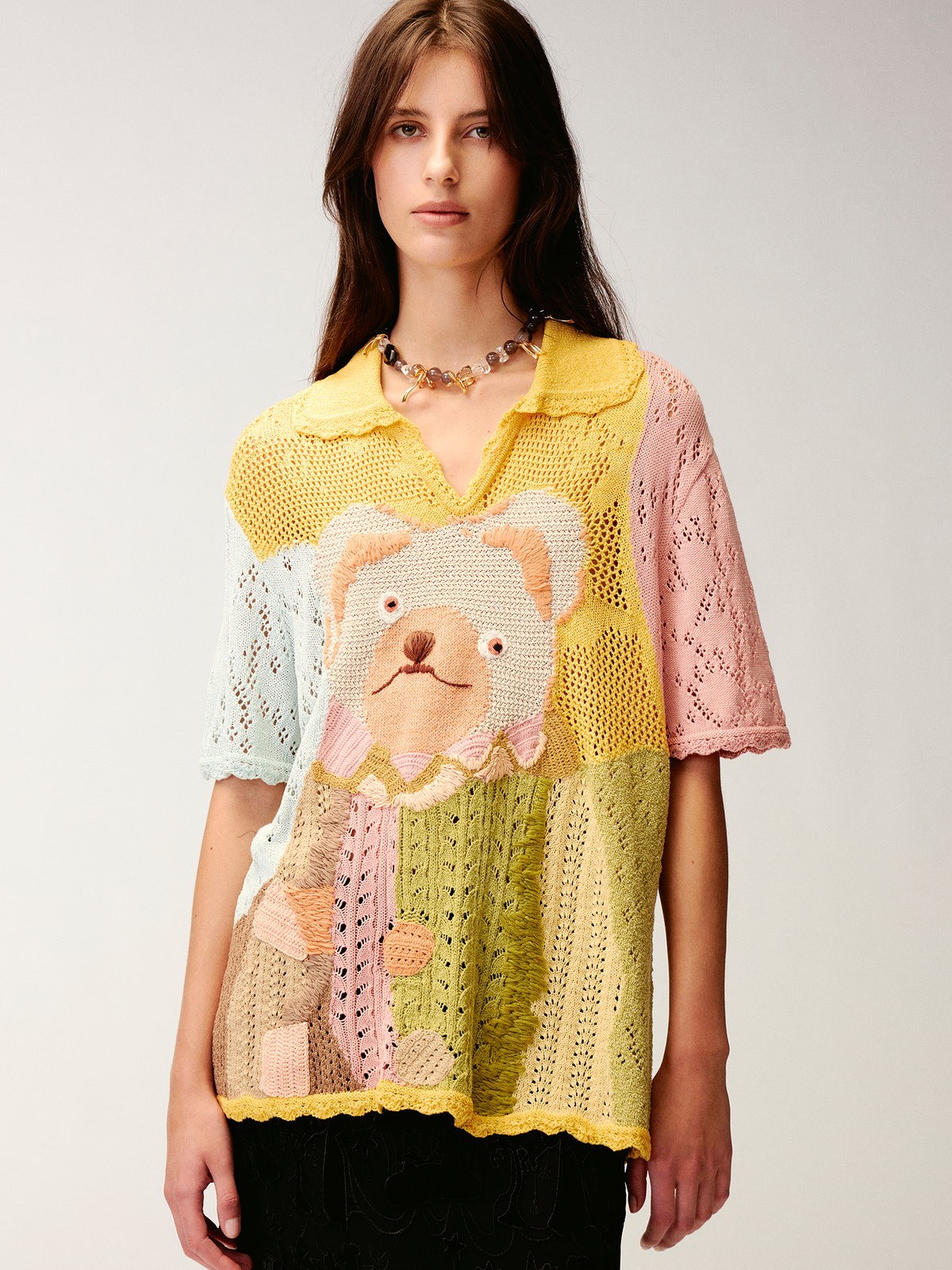 Handcrafted retro color-block bear knit T-shirt
