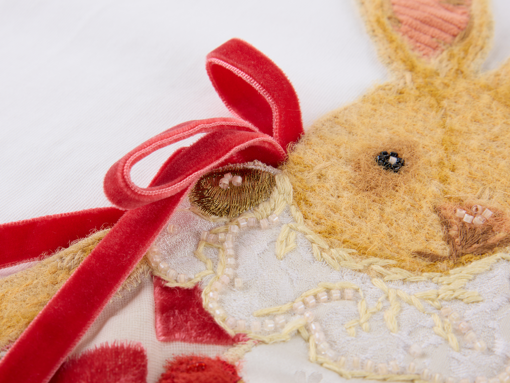 Carnival bunny appliqué T-shirt