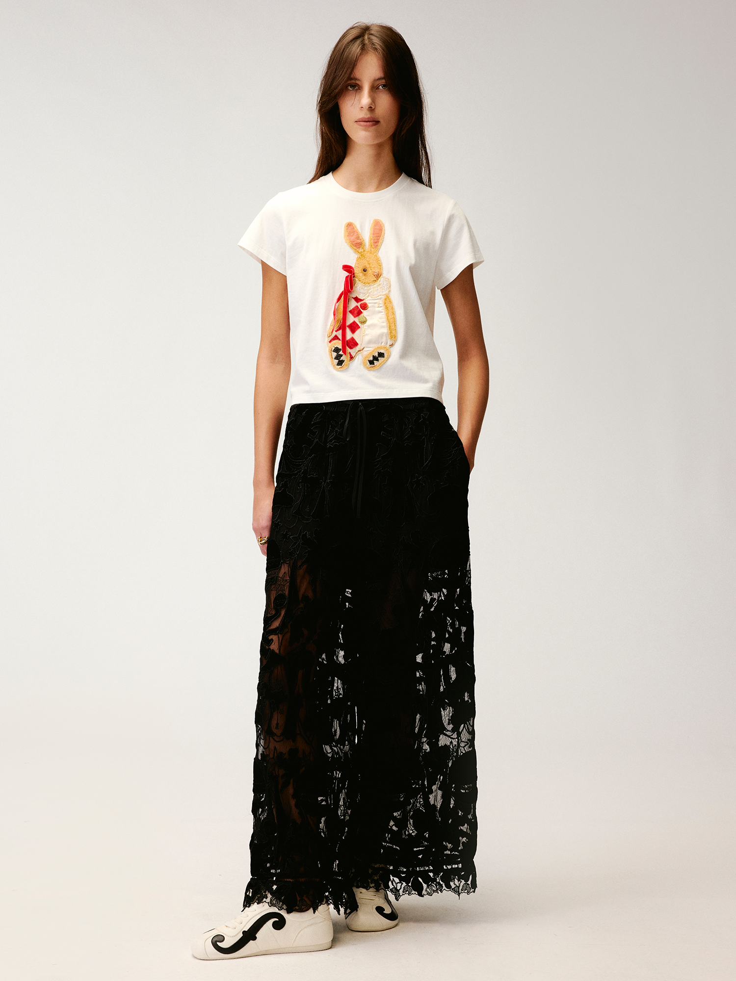 Carnival bunny appliqué T-shirt