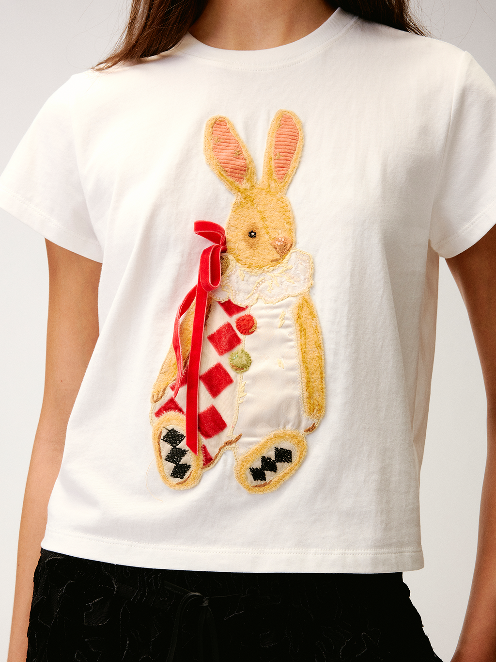 Carnival bunny appliqué T-shirt