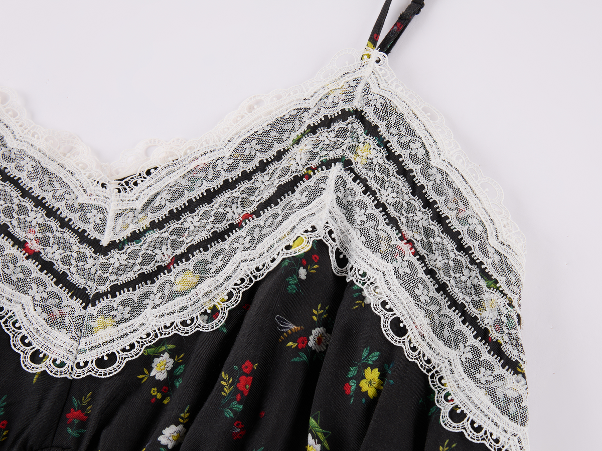 Insect and floral motif lace spliced camisole dress