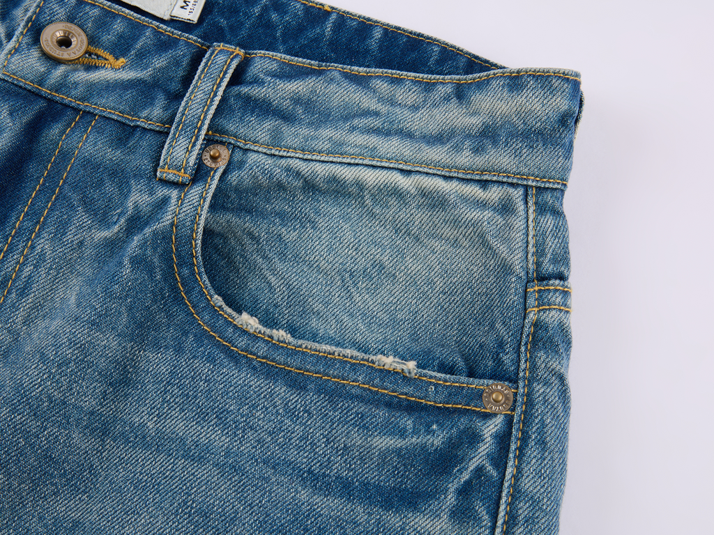 Classic beaded embroidery denim shorts