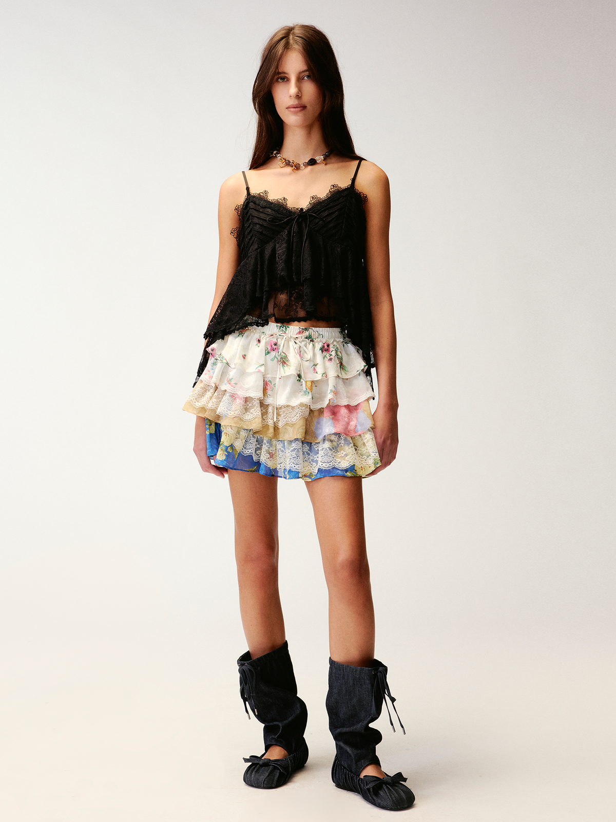 Floral print lace spliced tiered mini skirt
