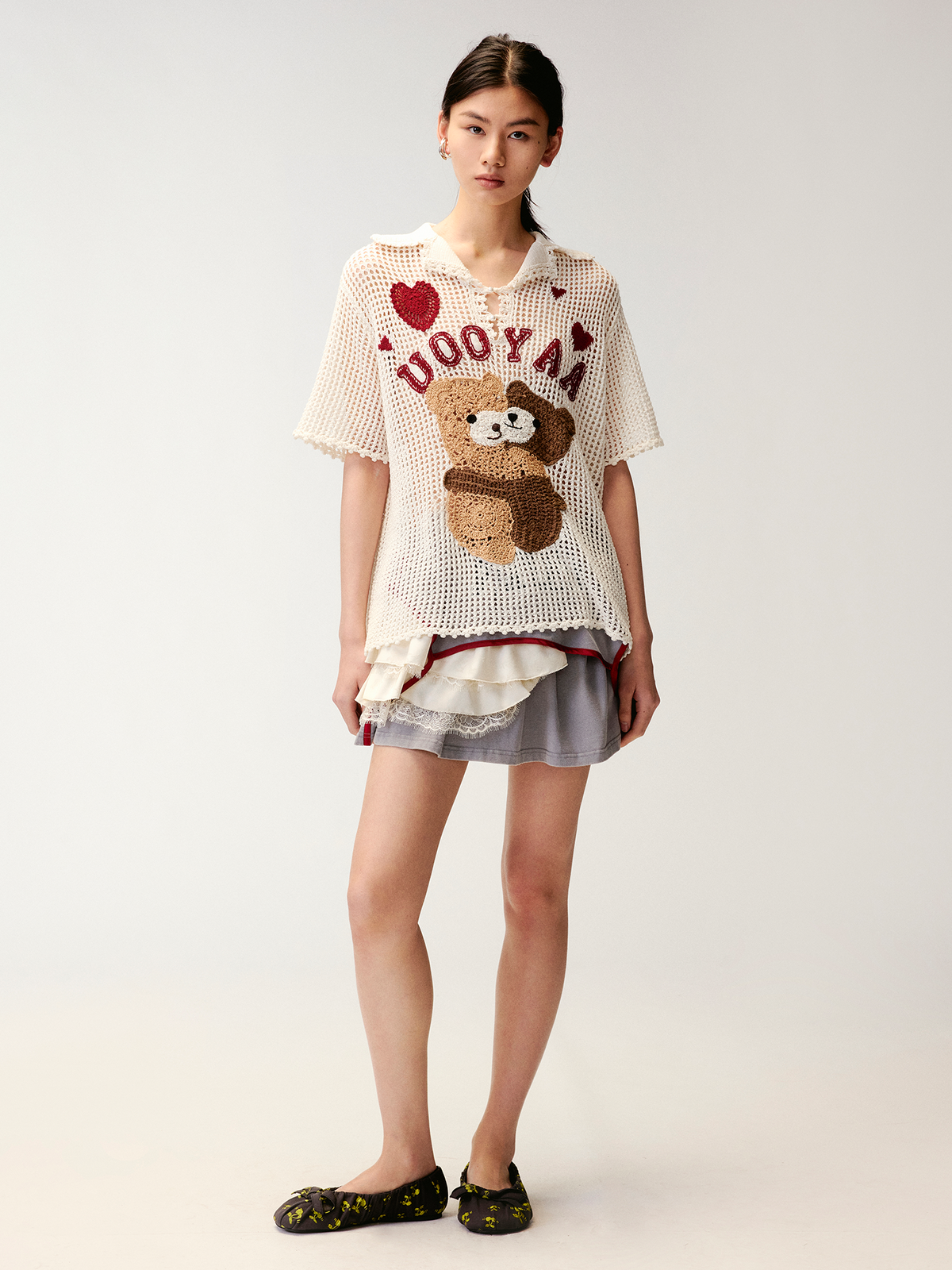 Hand-crocheted cutout teddy bear knit T-shirt