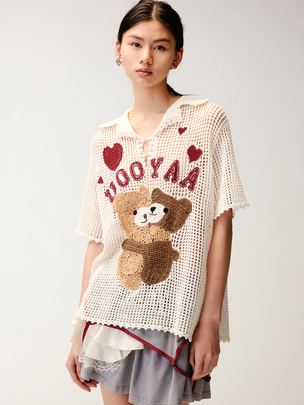 Hand-crocheted cutout teddy bear knit T-shirt