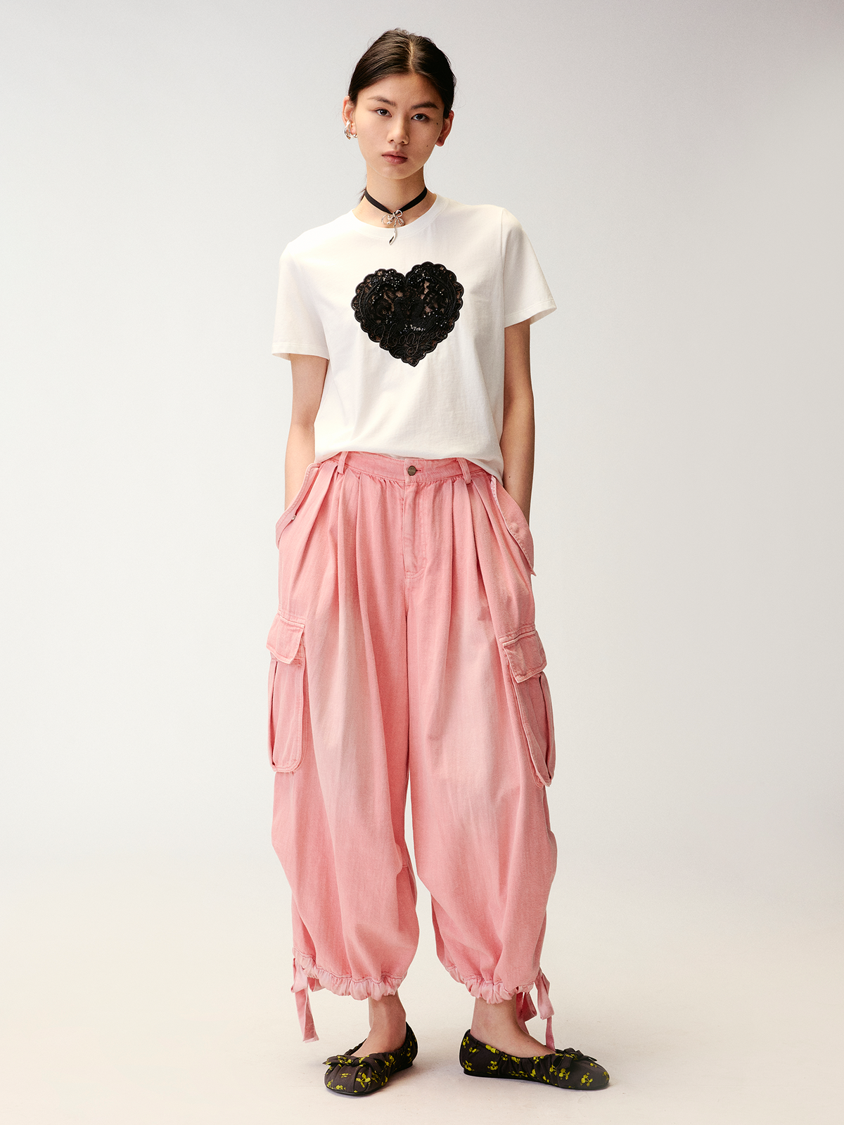 Heart lace swan beaded T-shirt