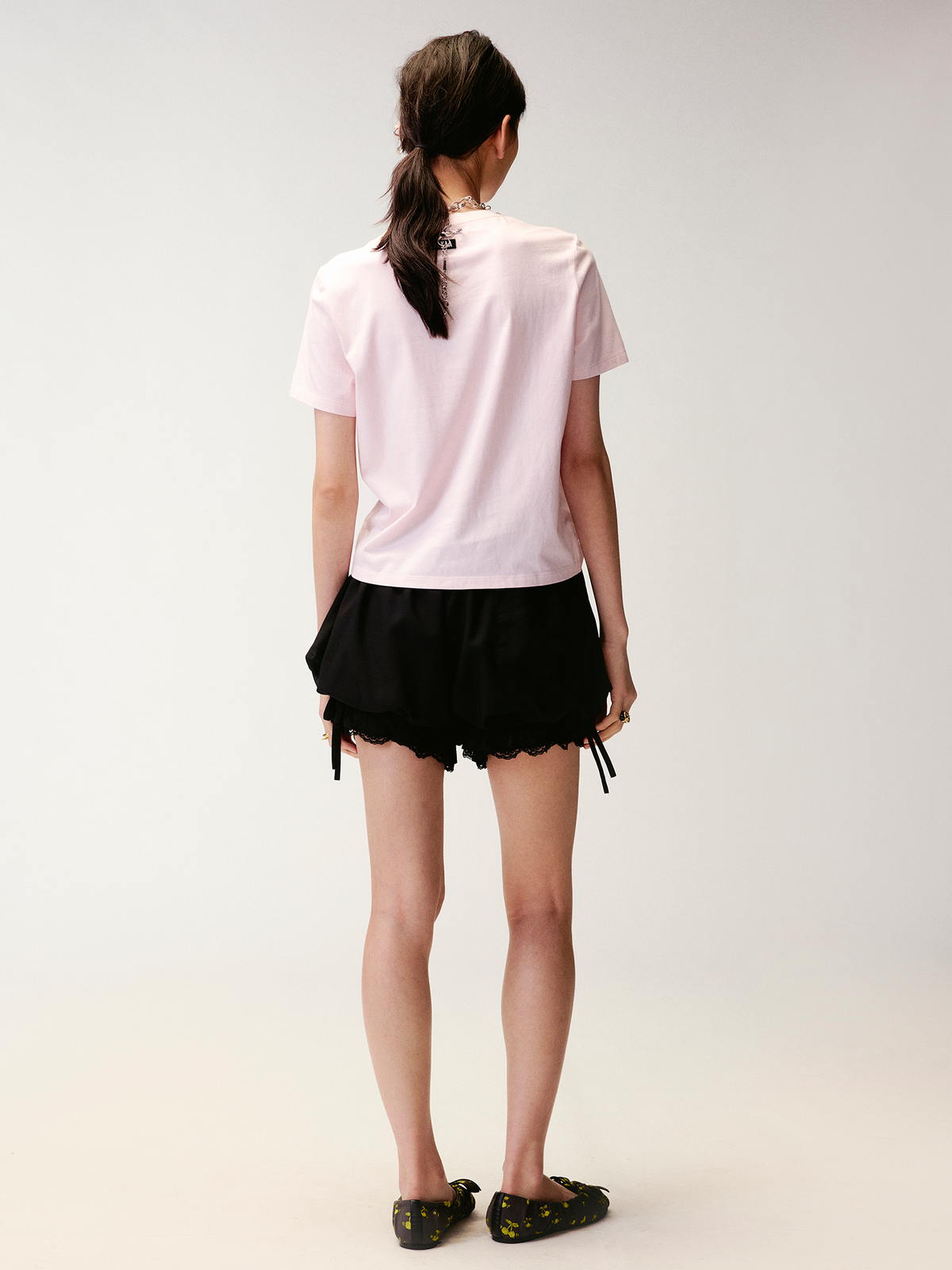 Heart lace swan beaded T-shirt