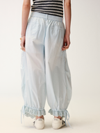 Cutout embroidered seven-point cargo pants
