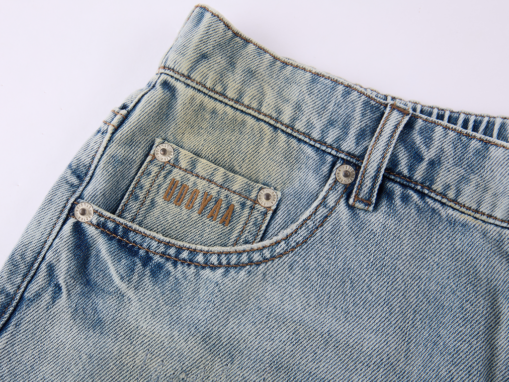 Ruffled hem denim shorts