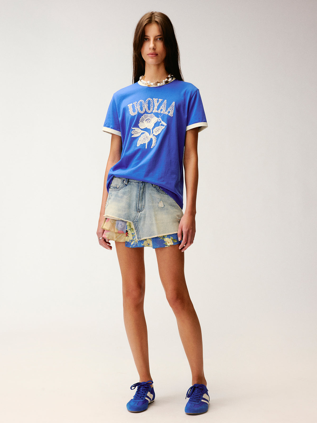Lace insect and floral motif ringer T-shirt