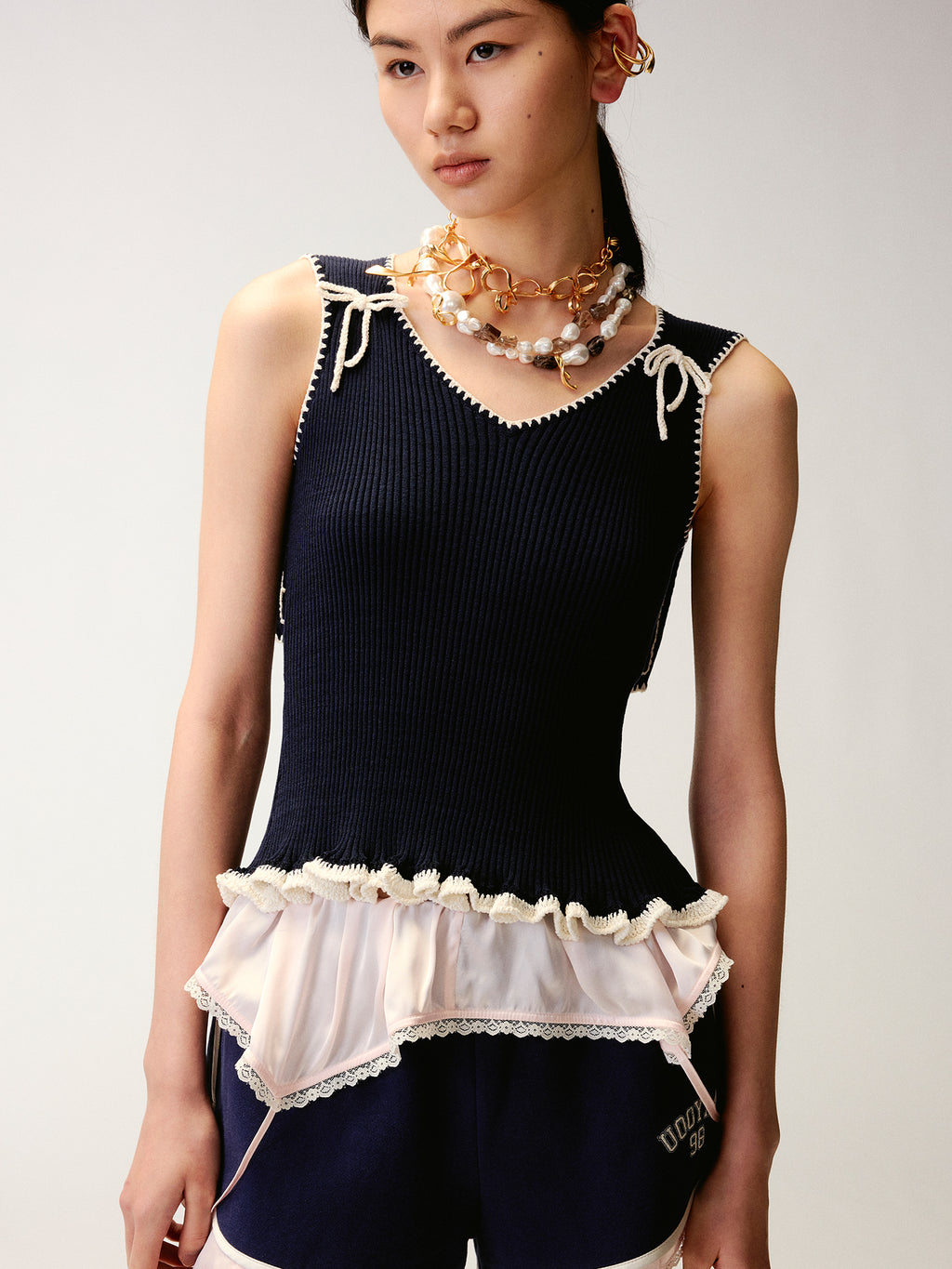 Bow-Tie Sailor Collar Knit Vest